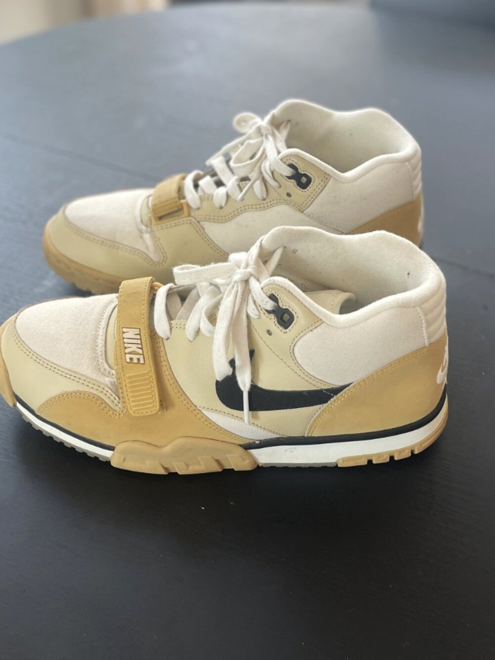 Nike Men’s Air Trainer Shoes Size 9 Coconut Milk DV7201-100
